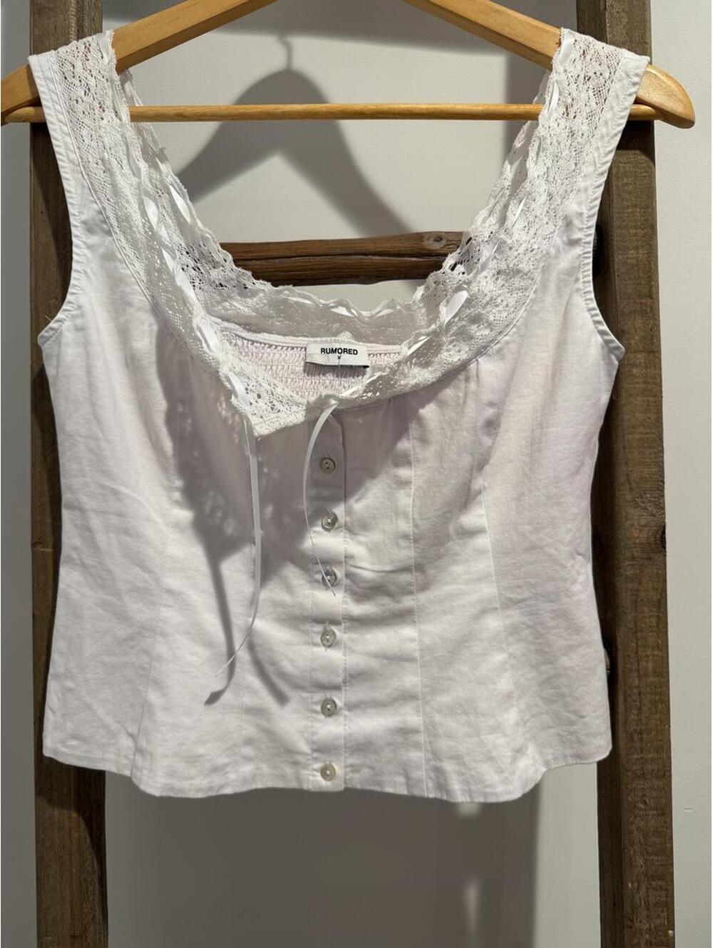 RUMORED Décolletage Top - Picture 6 of 7